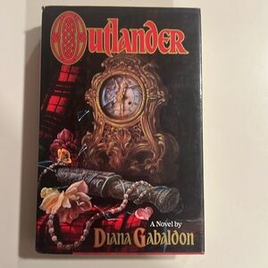 Outlander Book x Diana Gabaldon